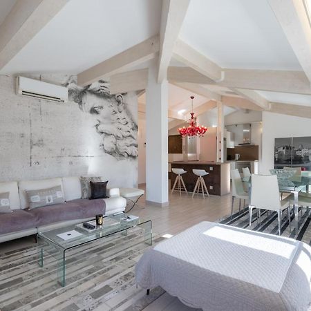 Appartement Delice A Saint-Tropez Exterior photo
